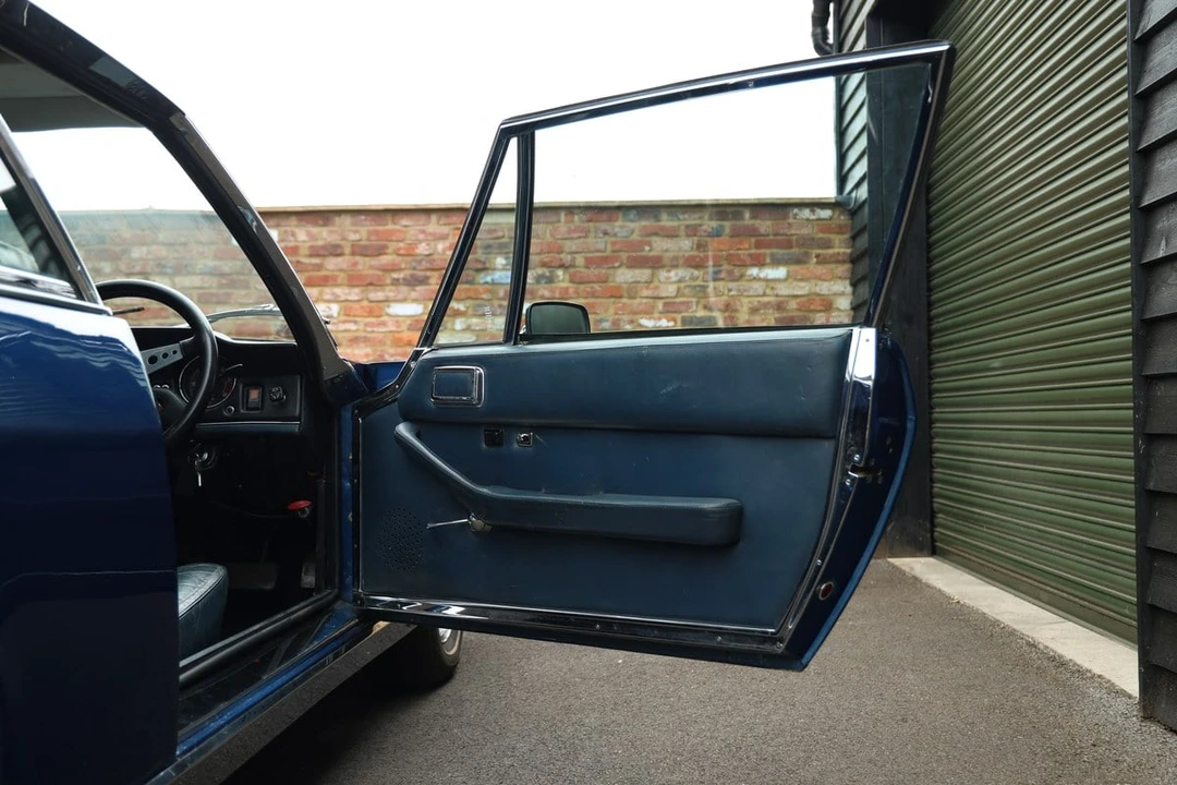 1972 Jensen Interceptor - Image 27 of 31