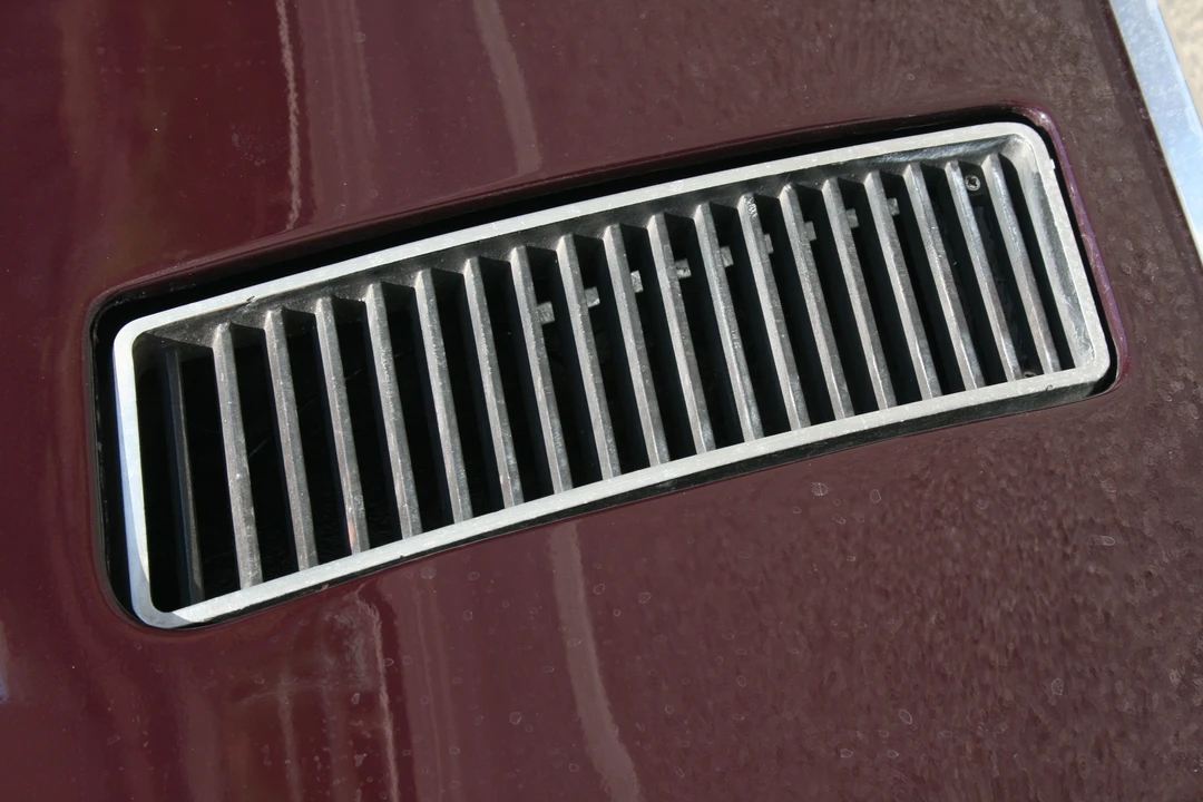 1972 Jensen Interceptor - Image 13 of 13