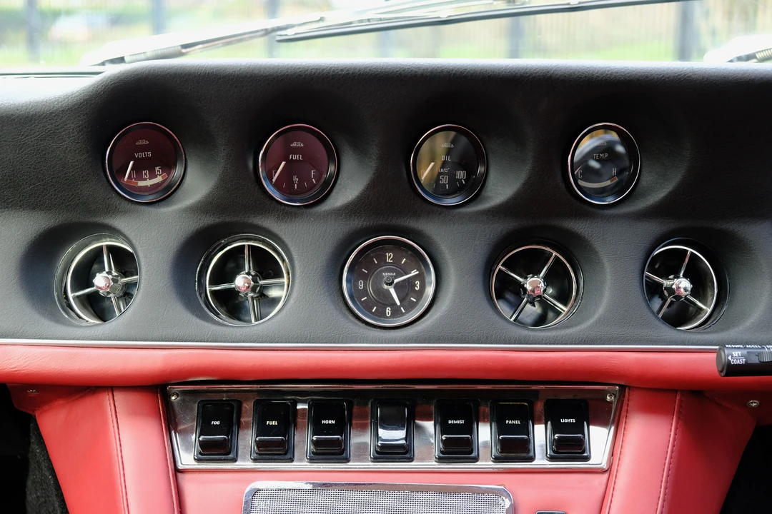 1972 Jensen Interceptor - Image 20 of 31