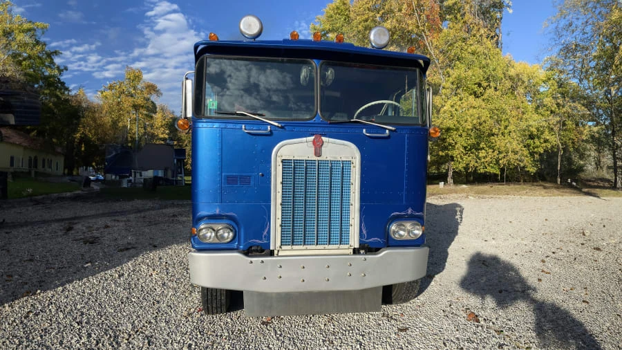 1972 Kenworth - Image 4 of 31
