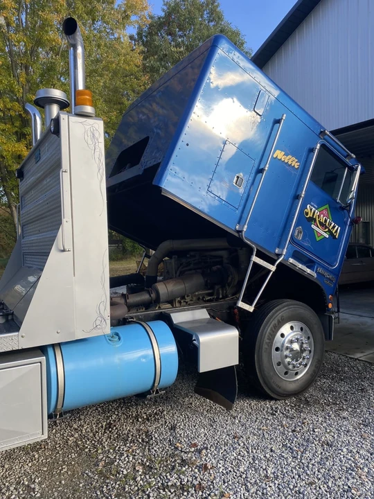 1972 Kenworth - Image 9 of 31