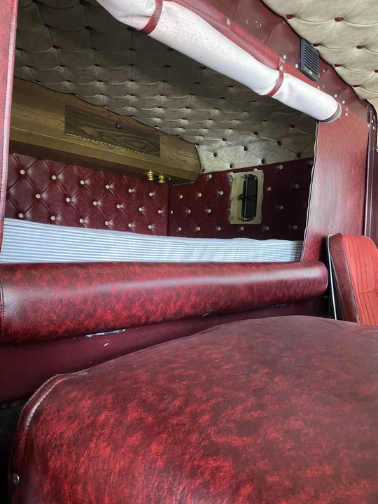 1972 Kenworth - Image 24 of 31