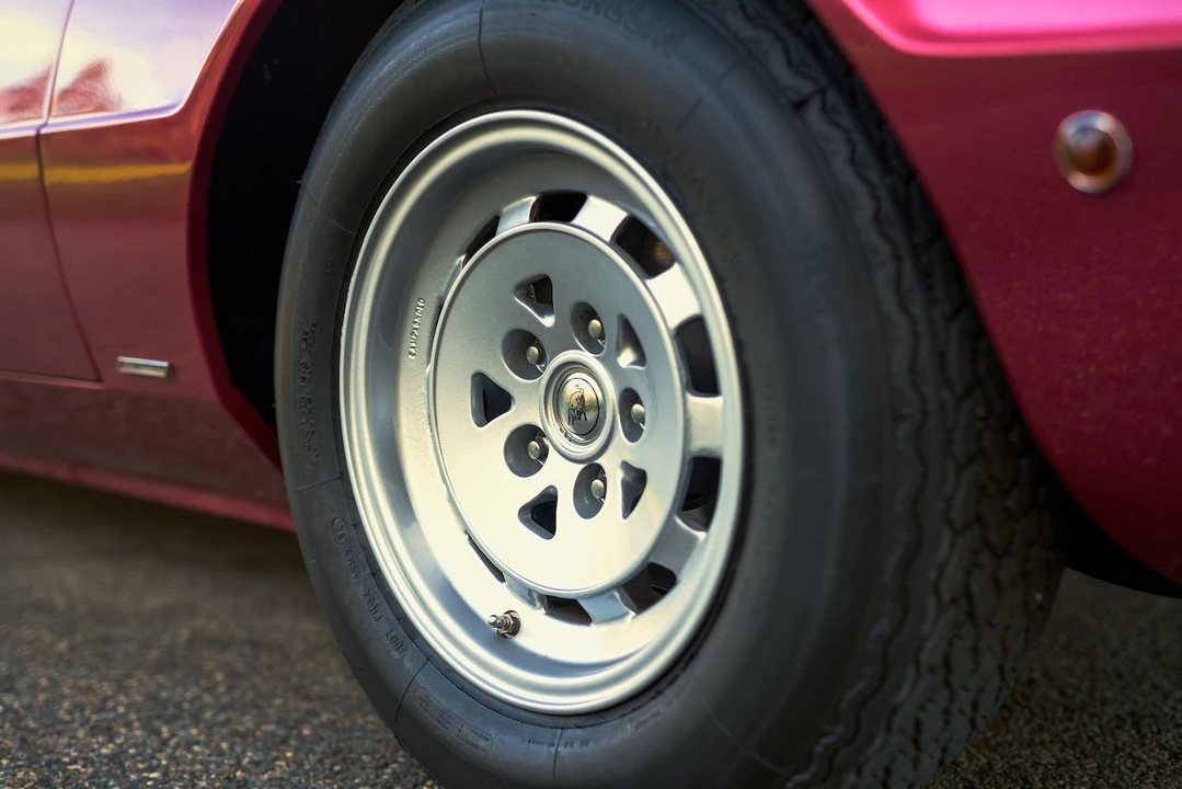1972 Lamborghini Jarama - Image 9 of 31