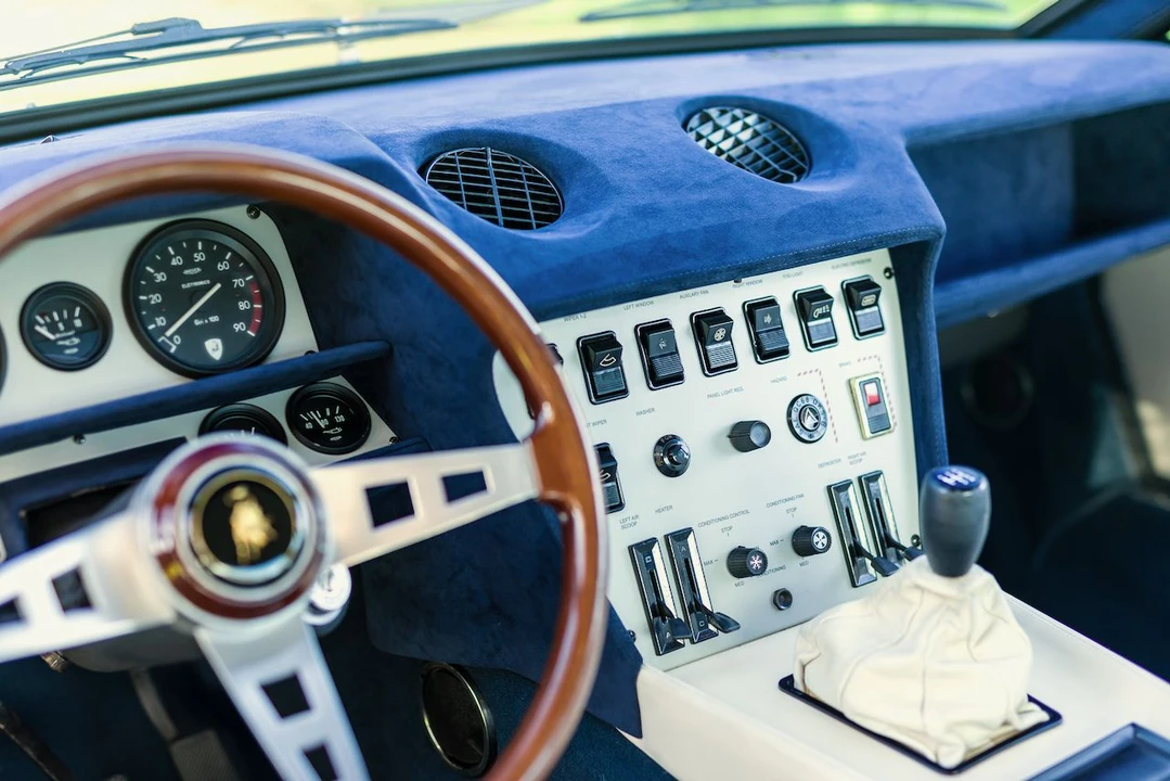 1972 Lamborghini Jarama - Image 25 of 31