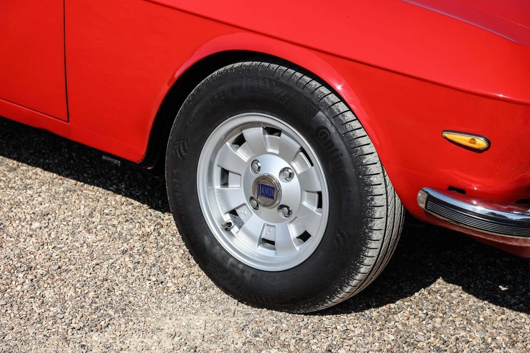 1972 Lancia Fulvia - Image 9 of 31