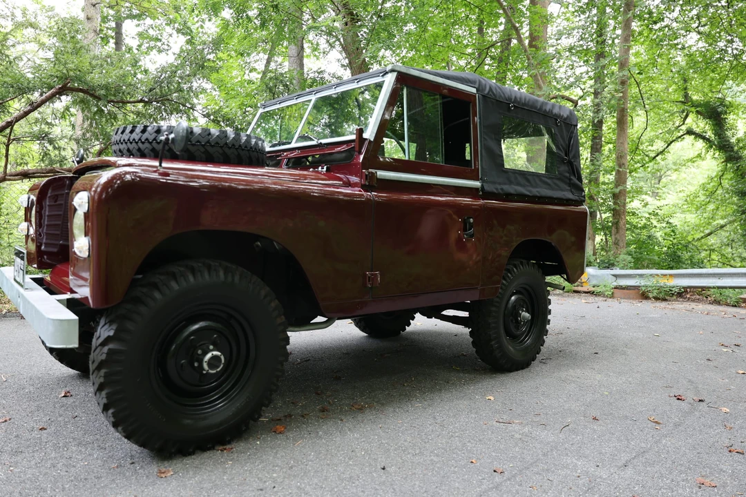 1972 Land Rover Series II/IIA 88 - Image 3 of 31