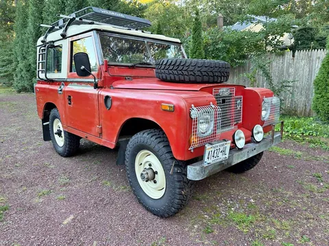 1972 Land Rover LR3 Series III
