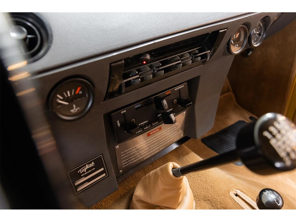 1972 Land Rover Range Rover Classic - Image 12 of 31