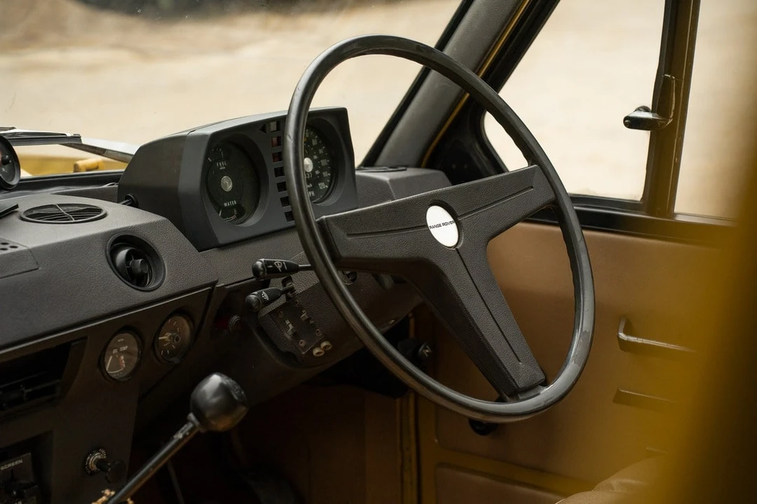 1972 Land Rover Range Rover Classic - Image 11 of 30