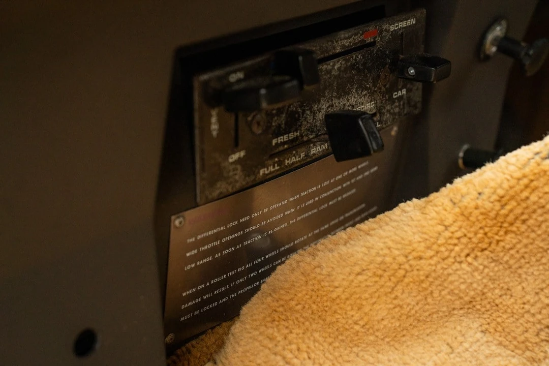 1972 Land Rover Range Rover Classic - Image 30 of 30