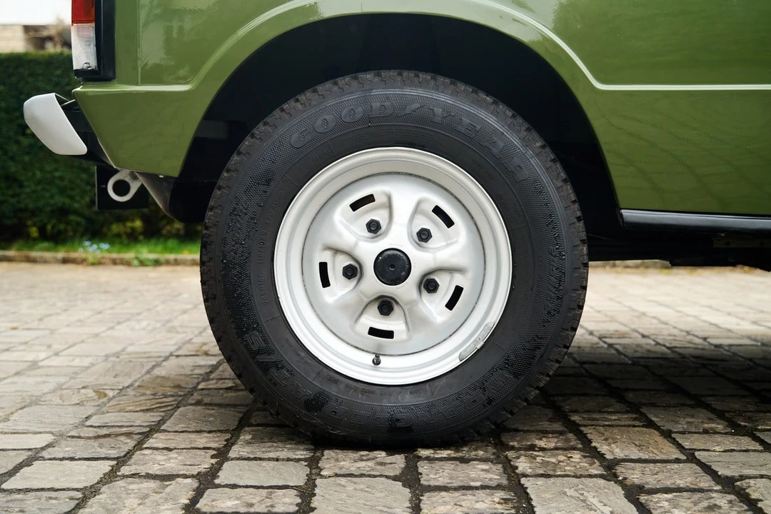 1972 Land Rover Range Rover Classic - Image 17 of 30