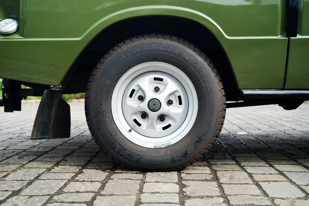 1972 Land Rover Range Rover Classic - Image 18 of 30