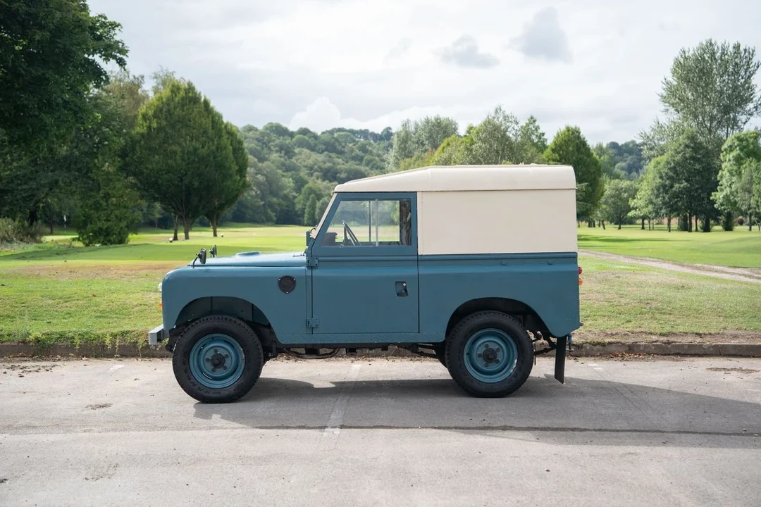1972 Land Rover Series III 88 - Image 4 of 30
