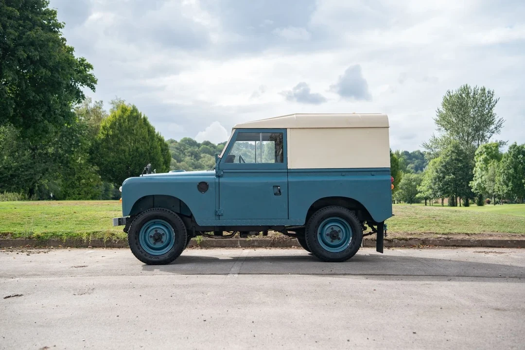 1972 Land Rover Series III 88 - Image 5 of 30