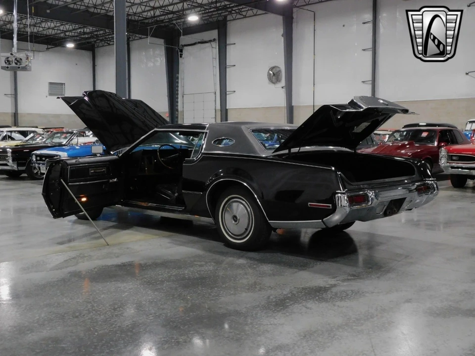 1972 Lincoln Continental 5th Gen - Image 19 of 21