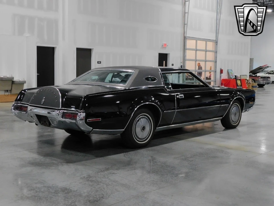 1972 Lincoln Continental 5th Gen - Image 5 of 21