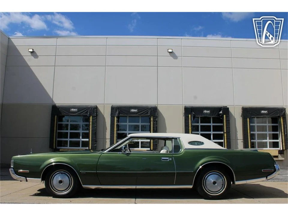 1972 Lincoln Continental 5th Gen - Image 18 of 31