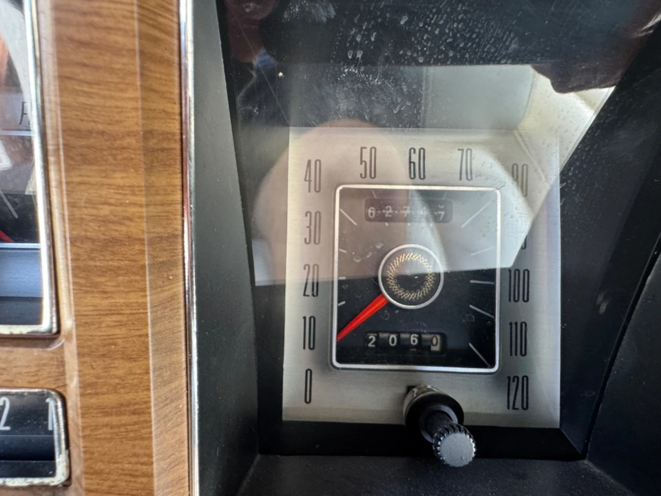 1972 Lincoln Continental 5th Gen - Image 6 of 12