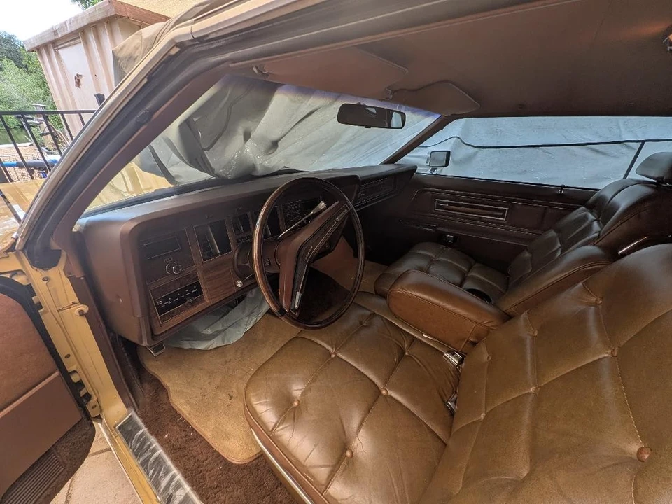 1972 Lincoln Continental 5th Gen - Image 9 of 24
