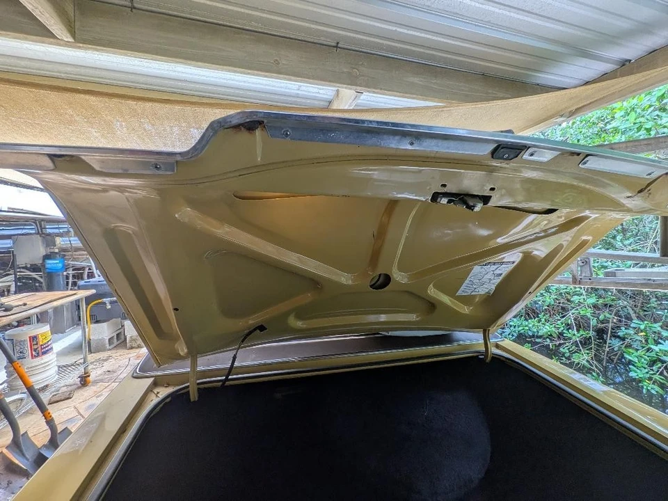 1972 Lincoln Continental 5th Gen - Image 18 of 24