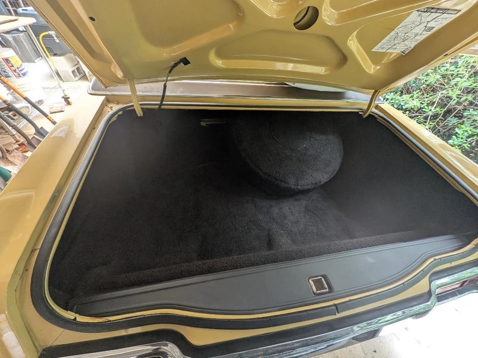 1972 Lincoln Continental 5th Gen - Image 19 of 24