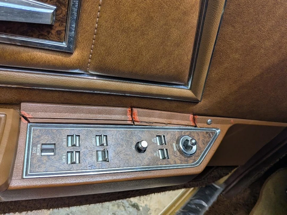 1972 Lincoln Continental 5th Gen - Image 17 of 24