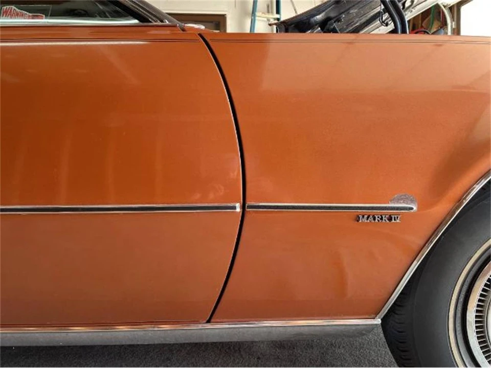 1972 Lincoln Continental 5th Gen - Image 13 of 25