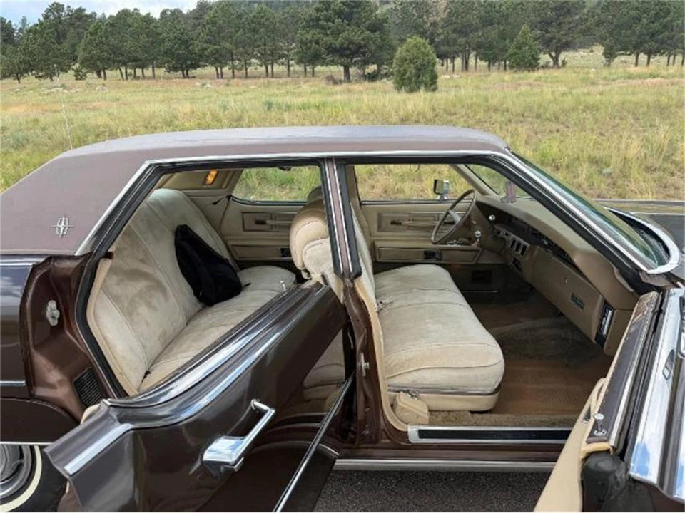1972 Lincoln Continental 5th Gen - Image 12 of 23