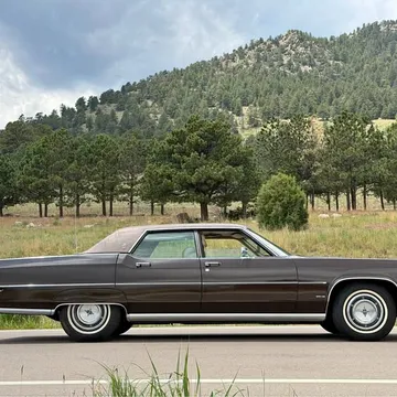 1972 Lincoln Continental Executive Sedan 4D