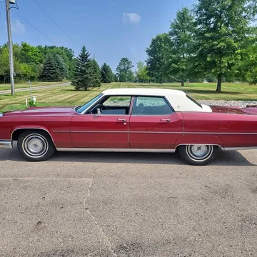 1972 Lincoln Continental Executive Sedan 4D