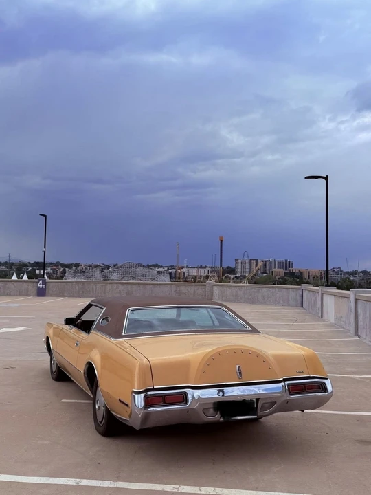1972 Lincoln Continental 5th Gen - Image 2 of 12