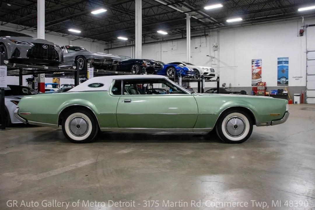 1972 Lincoln Continental Mark IV - Image 7 of 12