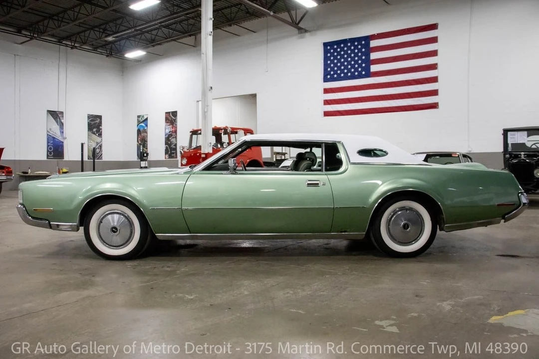 1972 Lincoln Continental Mark IV - Image 2 of 12