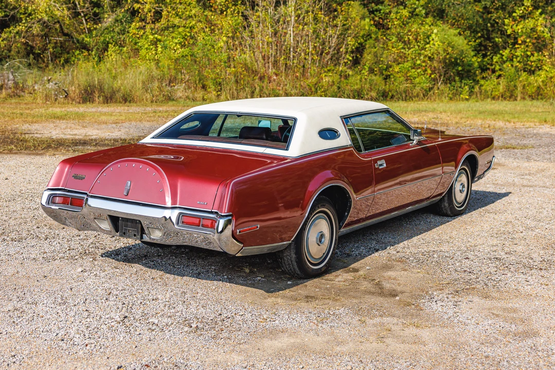 1972 Lincoln Continental Mark IV - Image 9 of 31
