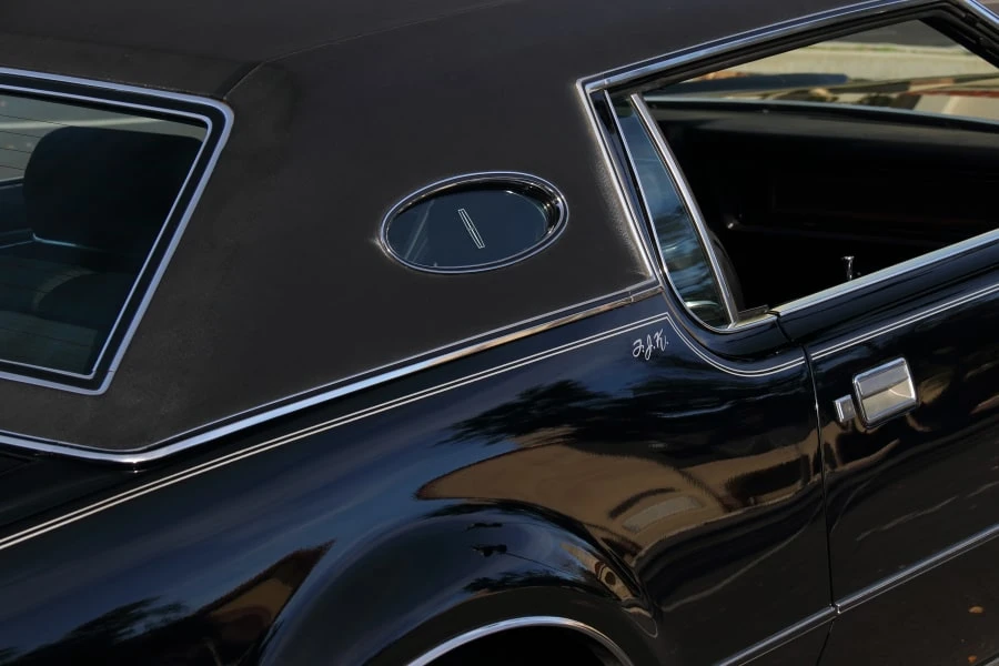 1972 Lincoln Continental Mark IV - Image 11 of 31