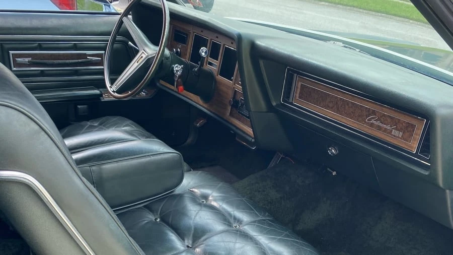 1972 Lincoln Continental Mark IV - Image 4 of 11