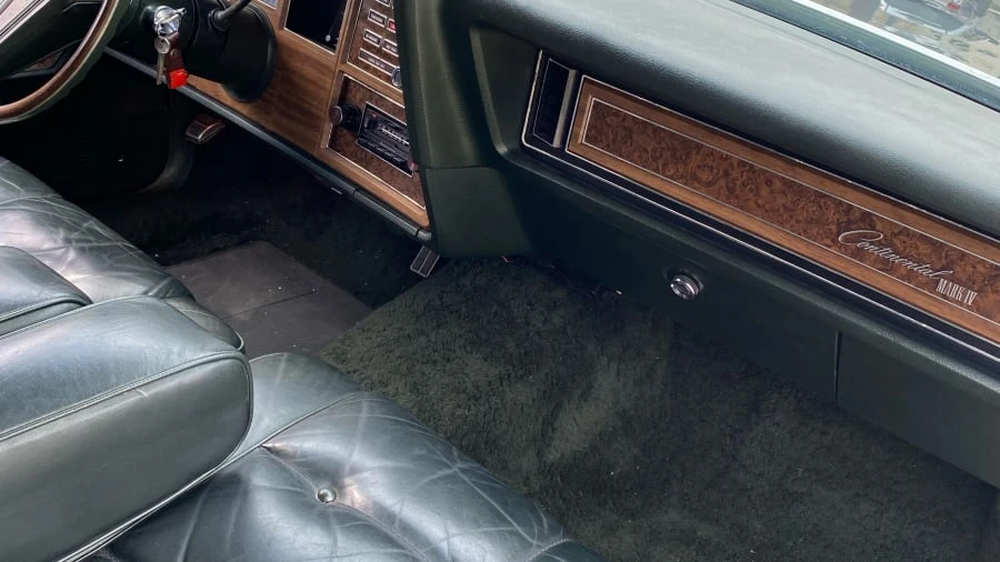 1972 Lincoln Continental Mark IV - Image 5 of 11