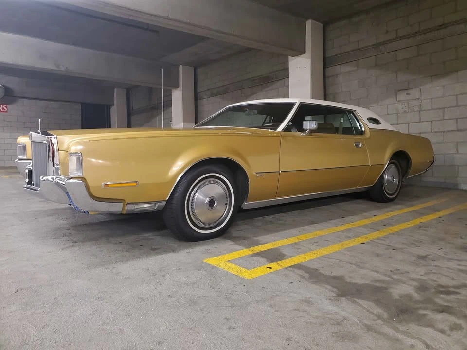 1972 Lincoln Continental Mark IV - Image 9 of 10