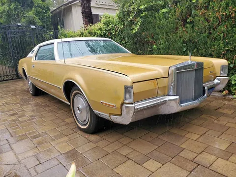 1972 Lincoln Continental Mark IV
