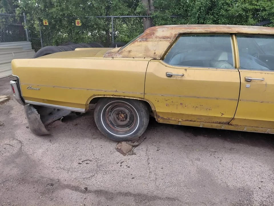 1972 Lincoln Continental 5th Gen - Image 11 of 19