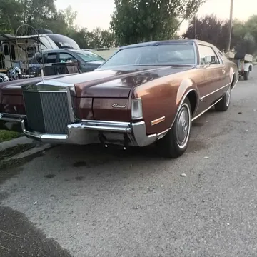 1972 Lincoln Continental Mark IV LSC Sedan 2D