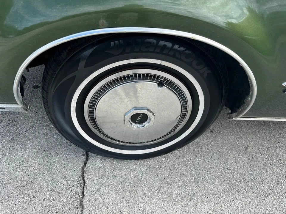1972 Lincoln Continental Mark IV - Image 9 of 18