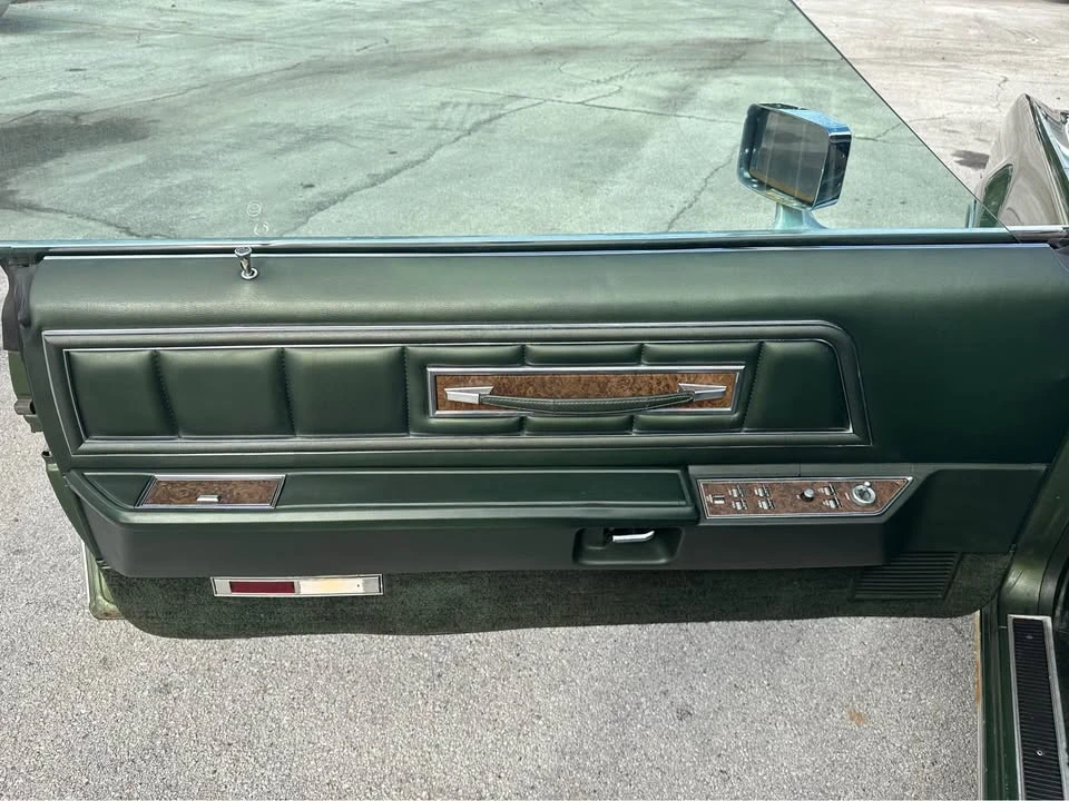 1972 Lincoln Continental Mark IV - Image 15 of 18