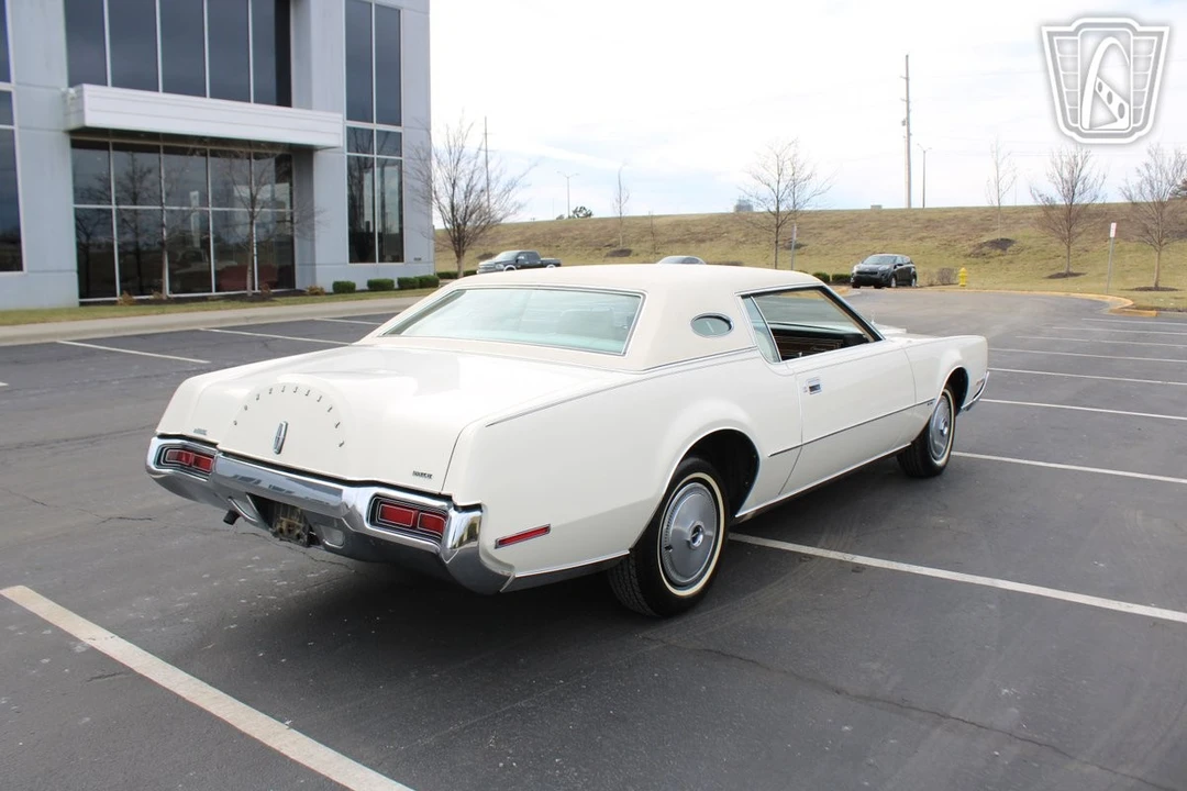 1972 Lincoln Continental Mark IV - Image 7 of 12