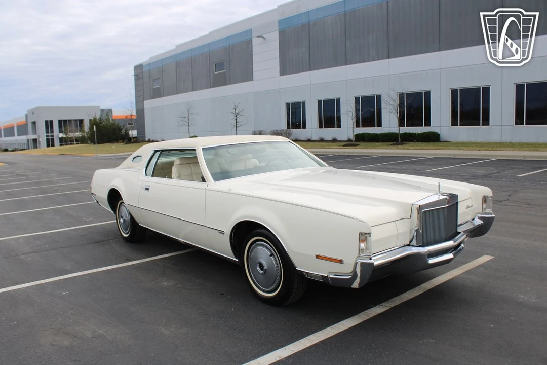 1972 Lincoln Continental Mark IV - Image 9 of 12
