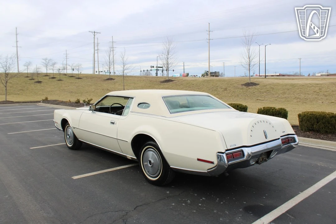 1972 Lincoln Continental Mark IV - Image 5 of 12
