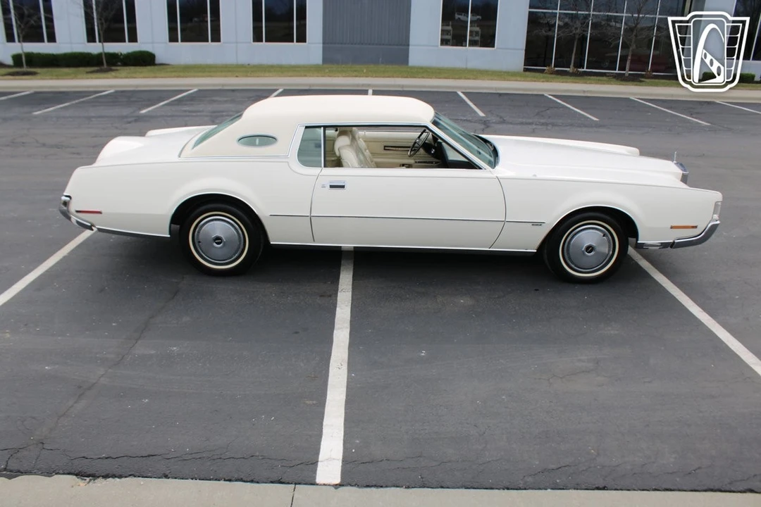 1972 Lincoln Continental Mark IV - Image 17 of 21