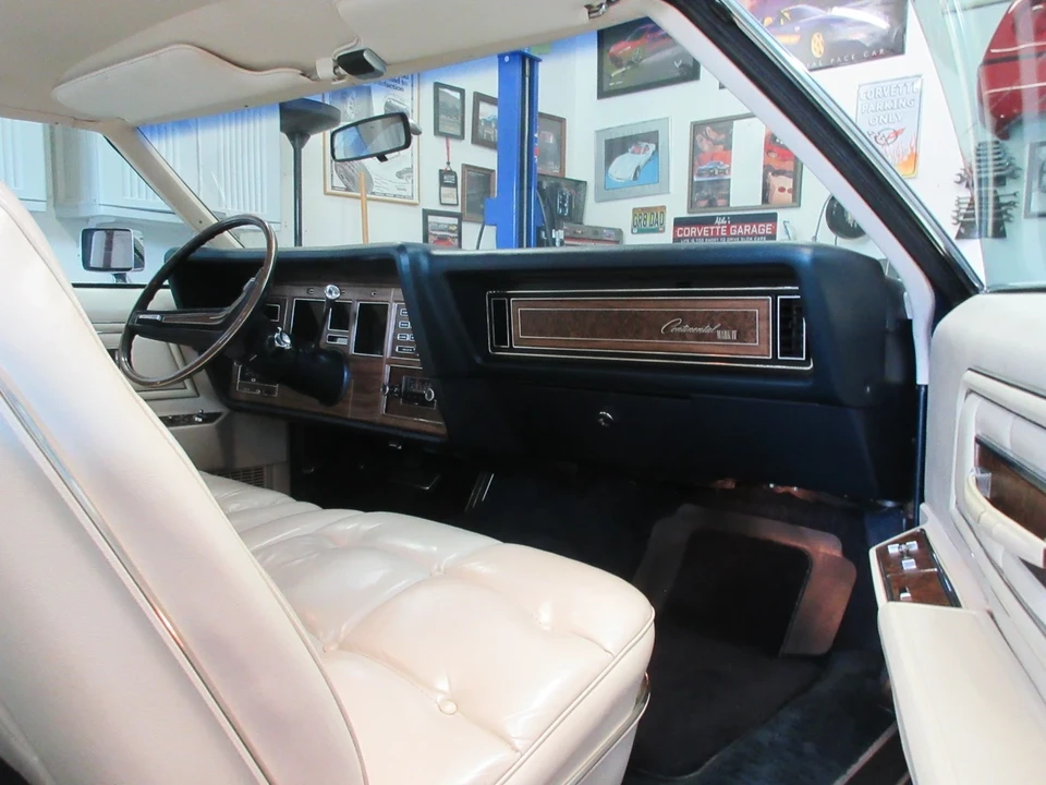 1972 Lincoln Continental Mark IV - Image 12 of 16