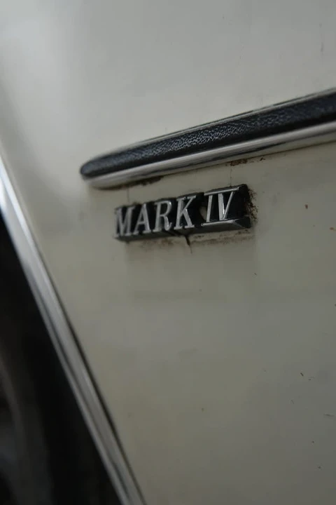 1972 Lincoln Continental Mark IV - Image 5 of 13