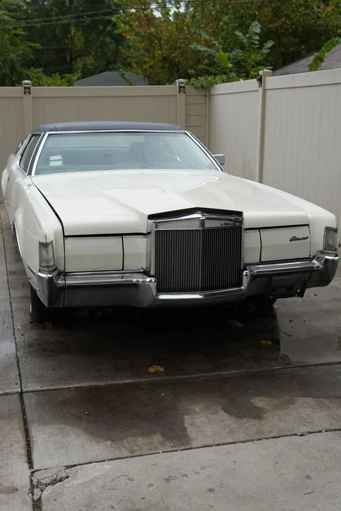 1972 Lincoln Continental Mark IV - Image 3 of 13